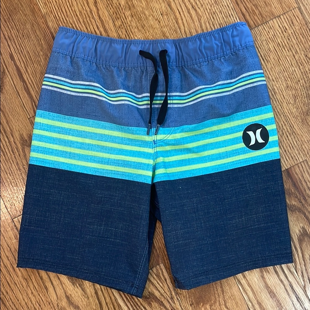 Boy’s Hurley Swim Trunk/Board Shorts. Size 5/6. Excellent to Like New Condition.